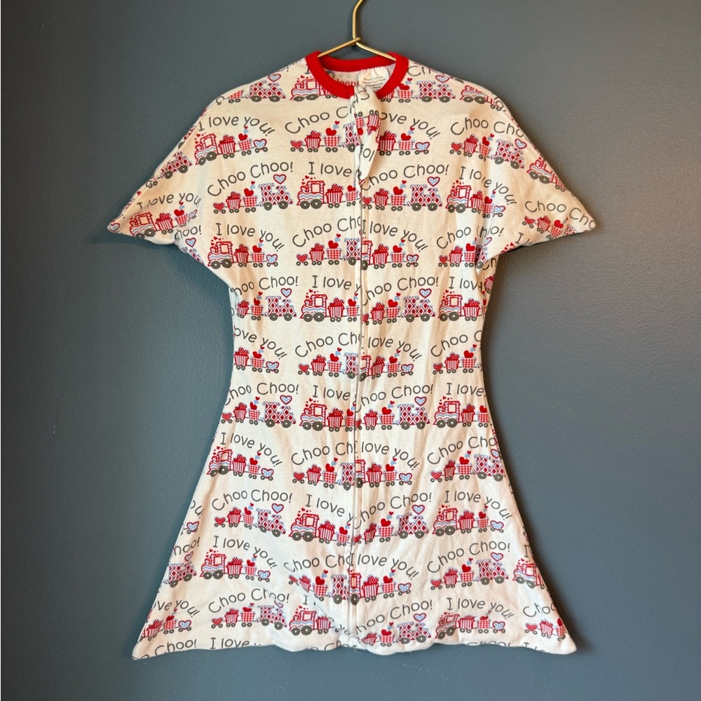 Sleeping baby zippadee zip train print